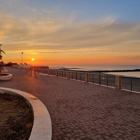 Sea Of Rome - Holiday Home Lido di Ostia Exterior foto